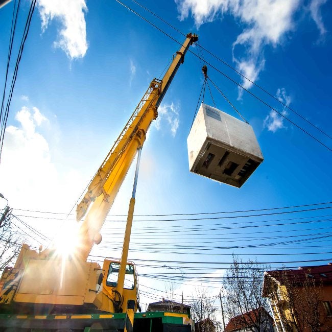 Heavy Manufacturing Machinery Moving Services in Los Angeles, CA
