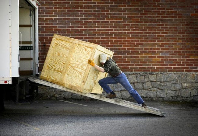 Custom export packaging and crating services in Los Angeles, CA

